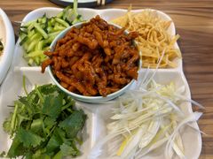 京酱肉丝-合合春饼·酱骨·东北菜(潘家园店)
