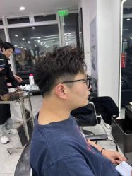 -Coo Hair salon