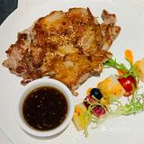巧妙融合中西餐饮文化的老牌西餐厅—水天堂