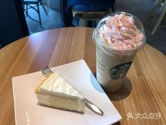-星巴克(郑州曼哈顿广场店)
