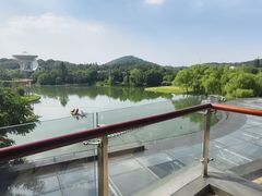 -上海佘山世茂艾美酒店