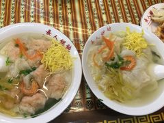 -长人馄饨铺(解放街店)