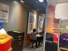 -麦当劳(静安寺店)