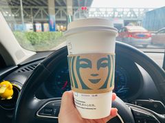 莓莓燕麦红茶玛奇朵-星巴克臻选(周浦万达店)