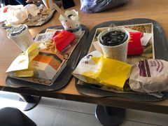 -麦当劳(百荣世贸商城店)