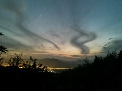-鬼笑石后山停车场