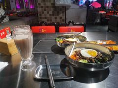 -马路牙子烧烤音乐酒馆(望京店)