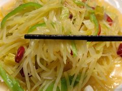 酸辣土豆丝-塔里木的羊·新疆特色餐厅(钱湖北路店)