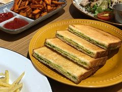 -HELLO 27 意面·沙拉·帕尼尼