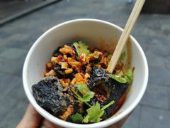 -黑色经典臭豆腐·湖南特产(坡子街店)