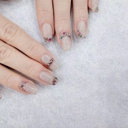 -丹曦·美甲美睫