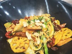 -醉人椒麻辣香锅(王府井喜悦店)