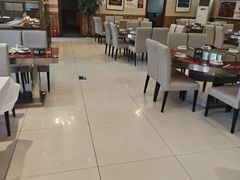 -鸿亨泰杂鱼馆(港馨家园店)