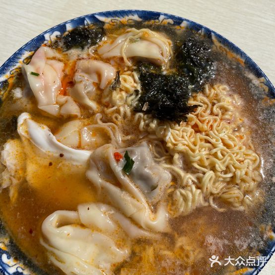 老张馄饨馆(黄屯小区店)