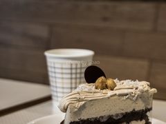 榛子蛋糕-Dough&Joe团憩(瑞虹天地月亮湾店)