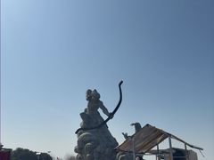 -巴陵广场