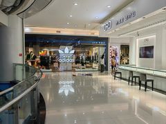 -鸿通城购物中心