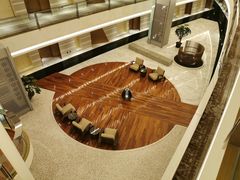 -上海滴水湖皇冠假日酒店