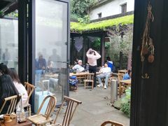 露天位-Metal hands·铁手咖啡