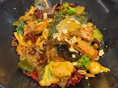 -醉人椒麻辣香锅(王府井喜悦店)