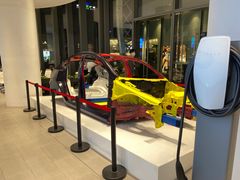 -TESLA 特斯拉(广州天环广场体验店)