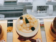-花花卷卷·鲜食蛋糕(静安久光百货店)
