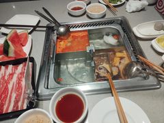 -海底捞火锅(新松江路生日主题店)
