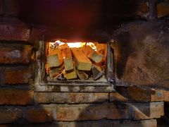 -鱼窝棚柴火铁锅炖(富山屯店)