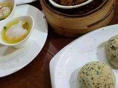 -点都靓餐饮连锁(德信华城店)