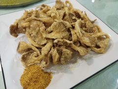 软炸鲜蘑-黄家饺子东北特色菜馆(湖滨商业街店)