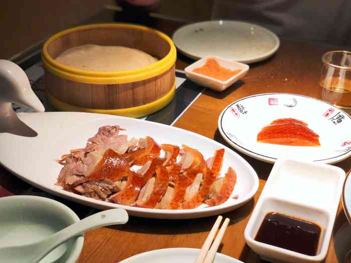 富雅·鸭舍菜馆(西江街店)-"安徽臭鱼,杭州酱鸭,爆炒有机菜花,鲅鱼馅.