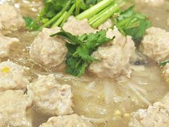 丸子汤-龙香居海鲜浑锅家常菜·特色驴肉