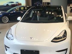 -TESLA 特斯拉(上海太古汇体验店)