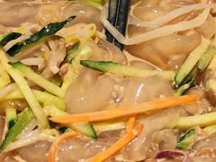 -关东小磨东北菜(漕河泾印象城店)