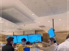 -奈雪的茶(湖滨银泰in77C区PRO店)