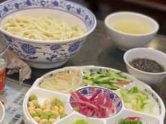 -老北京炸酱面大王.铜锅涮肉(朝阳门店)