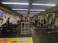 -超鹿运动(大唐世家店)