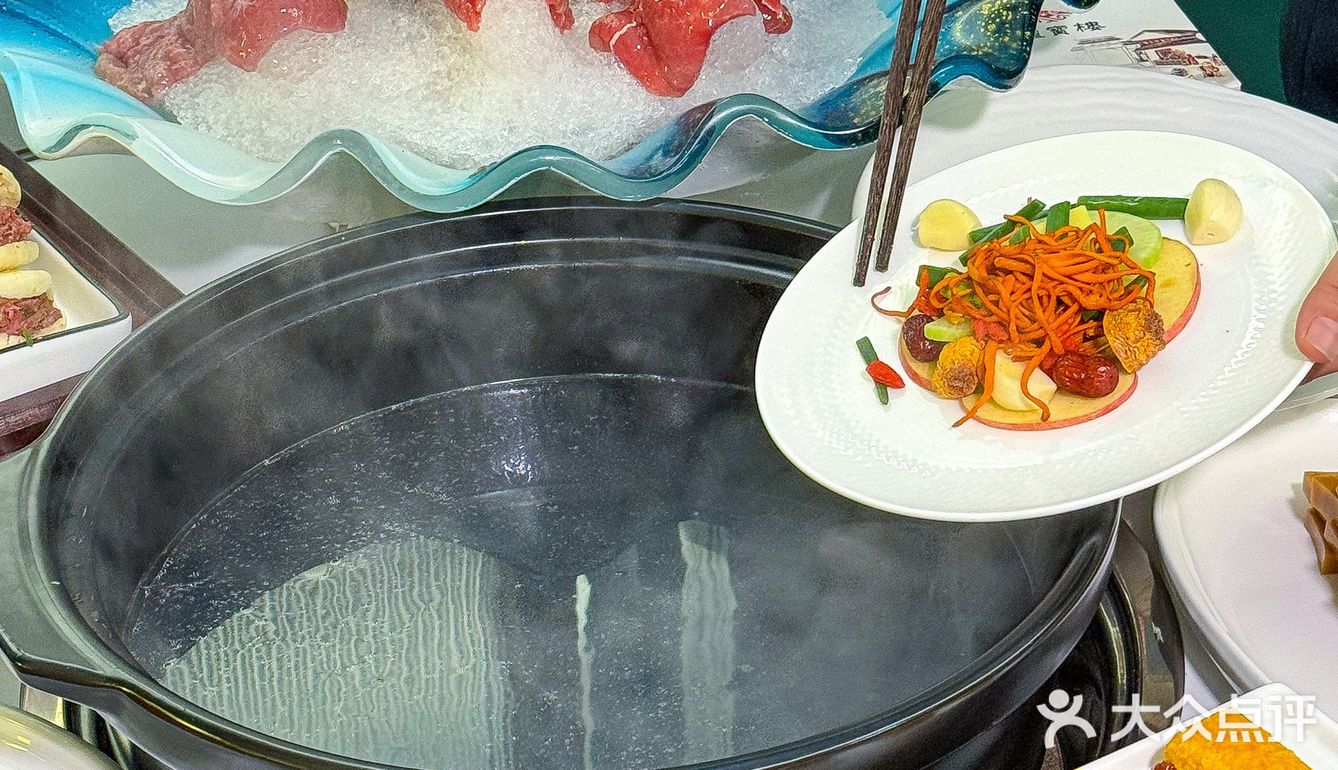 真的在西安‼️这家餐厅让你一次把驴肉吃过瘾