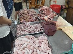 -标记美食新鲜猪杂(兴南大道店)