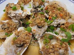 蒜蓉粉丝蒸生蚝-一宝菜馆(潍坊总店)