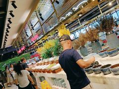 -金滏山烤肉·海鲜·火锅自助餐厅(襄阳万达店)