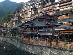 -西江千户苗寨-百年吊脚楼