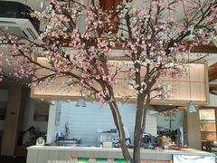 -蜜桃餐厅·伴山(湖滨商业街店)