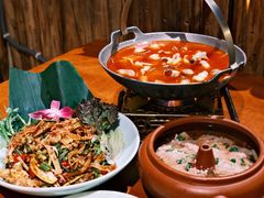 -老滇山寨•云南特色菜•地方菜•民族风情歌舞表演(金碧店)