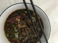 -霸蛮湖南菜·牛肉粉(荣京西街店)