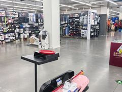 -迪卡侬(苗岭路店)