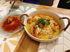 -十面欢腾·海鲜面·台式Bistro(长乐路店)