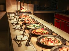 自助取餐区-海口绿发希尔顿酒店-田园汇自助餐·三文鱼·海鲜