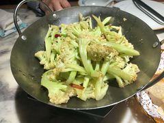 -梁家大院•农家菜(昆山会展中心店)