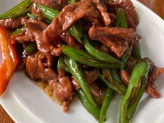 -胡子饮食店